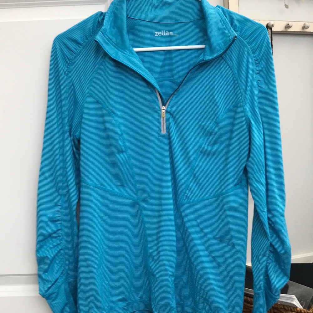 Zella pullover